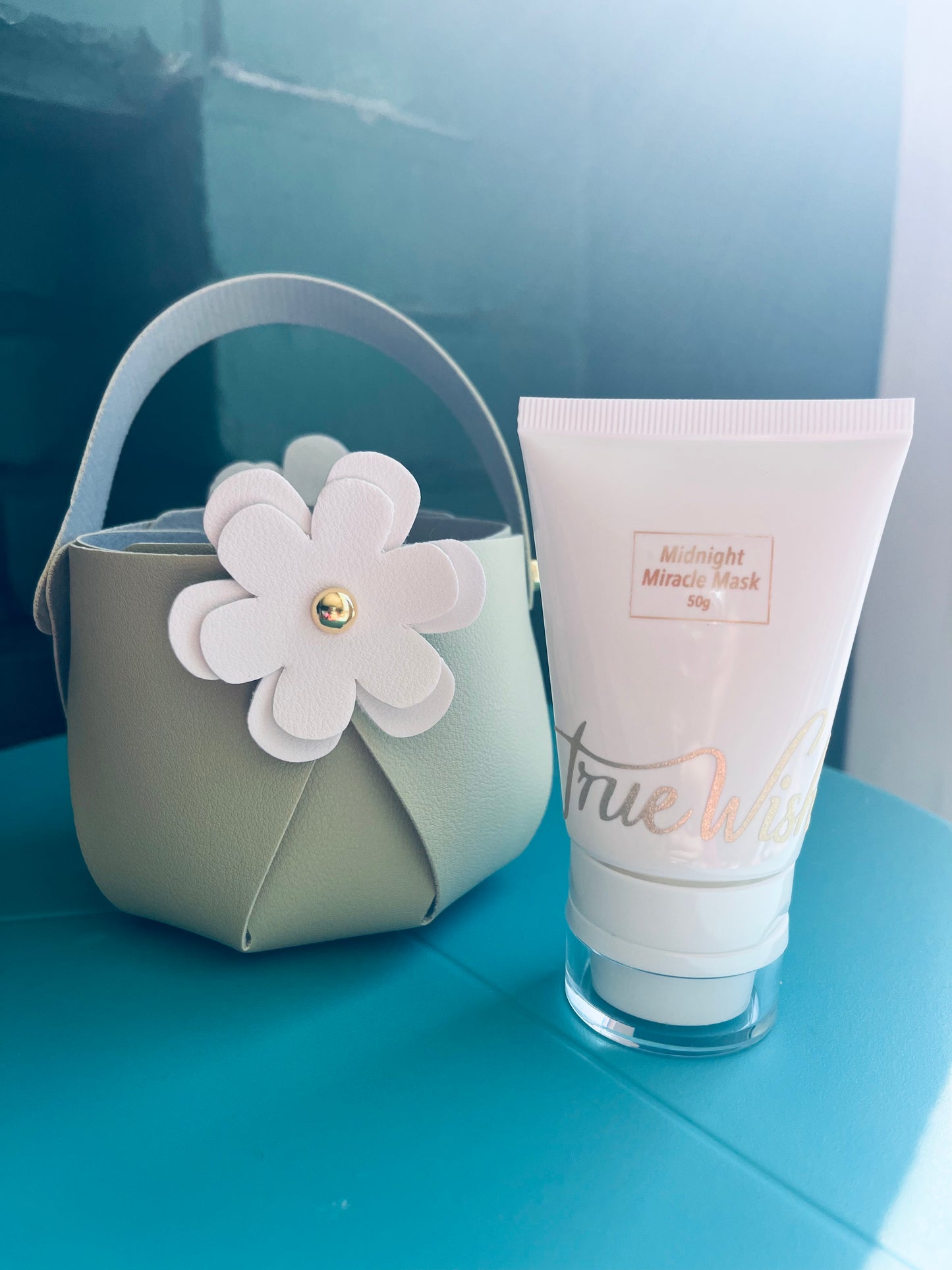 True Wish Midnight Miracle Mask